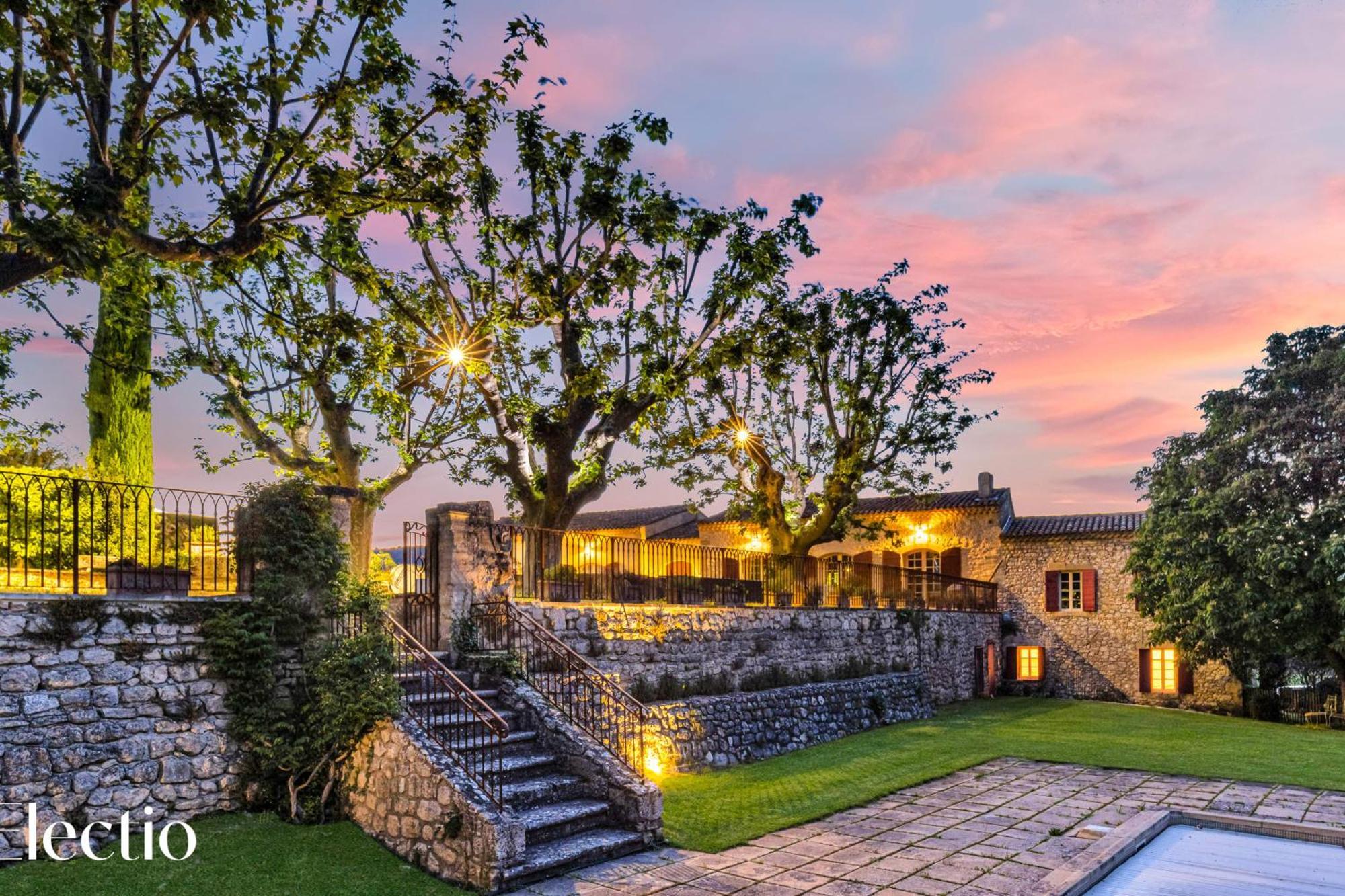 Aparthotel Bastide Domaine Tour Campanets Le Puy-Sainte-Réparade Exterior foto