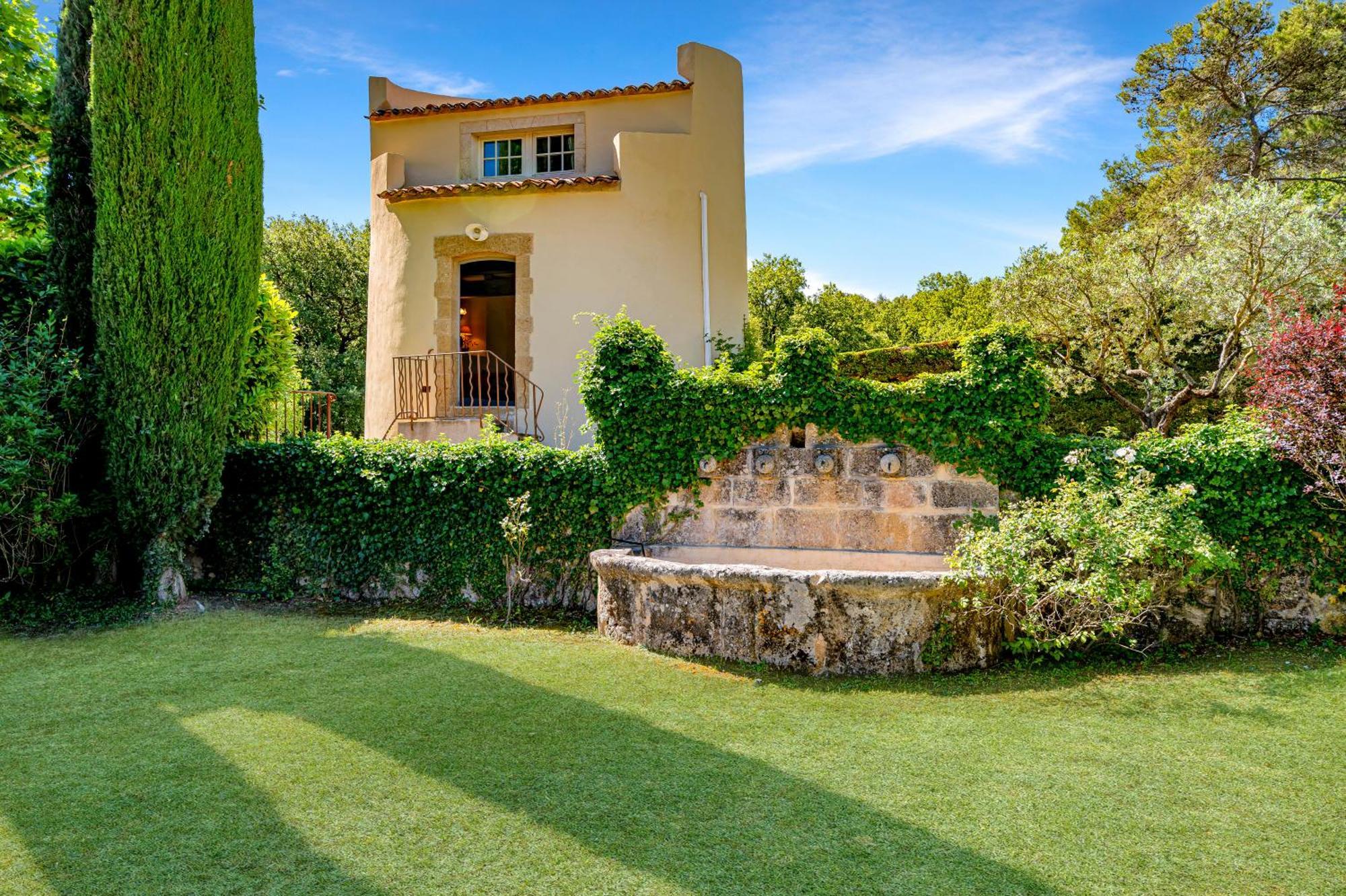 Aparthotel Bastide Domaine Tour Campanets Le Puy-Sainte-Réparade Exterior foto